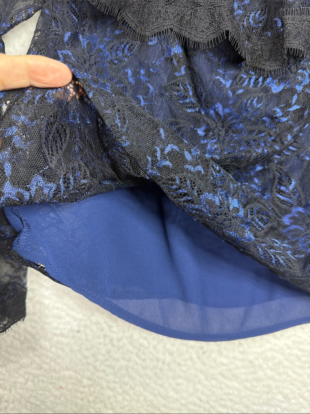 (J1)White House Black Market Off-the-Shoulder Lace and Blue Top 12P,Gothic Style - Picture 7 of 14